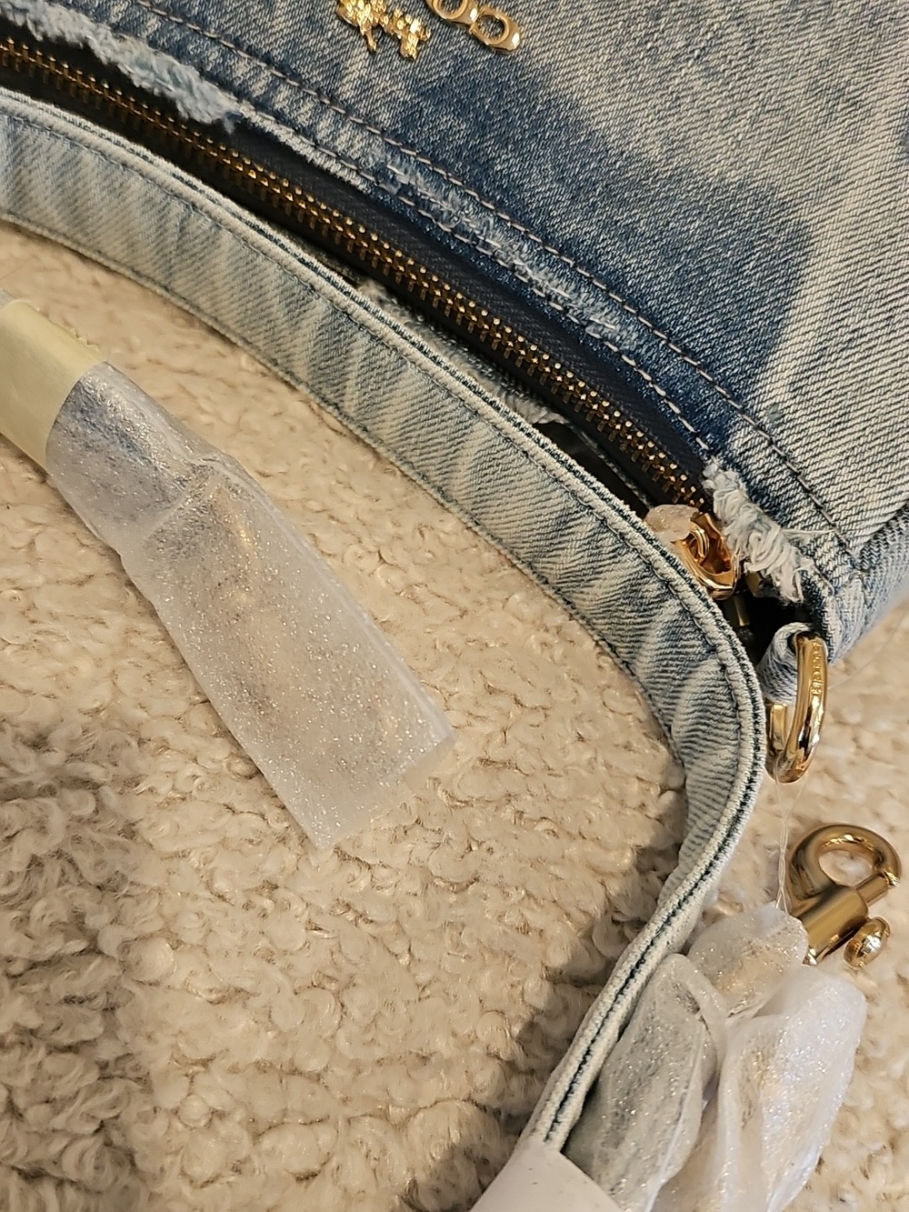 Coach Loved Denim Teri - Picture 7 of 10